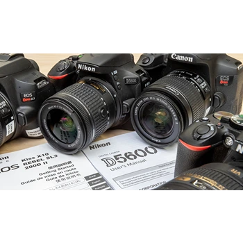 DSLR Camera
